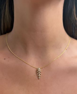 Nude Diamond Leaf Adjustable 20" Pendant Necklace (1/8 ct. t.w.) in 14k Gold