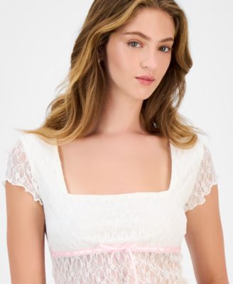 Juniors' Square-Neck Cap-Sleeve Lace Top