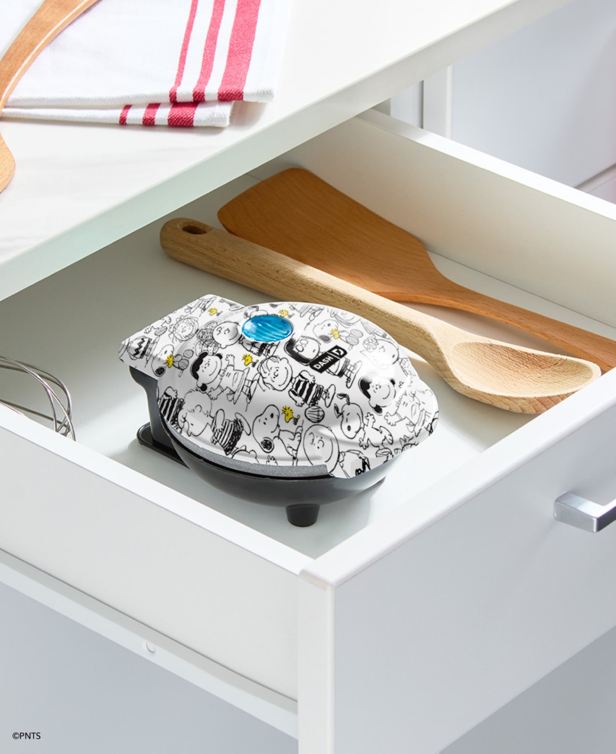 Dash Peanuts 75th Anniversary Mini Waffle Maker In Multi