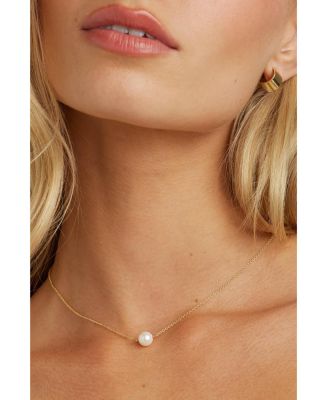 Callie Pearl Pendant