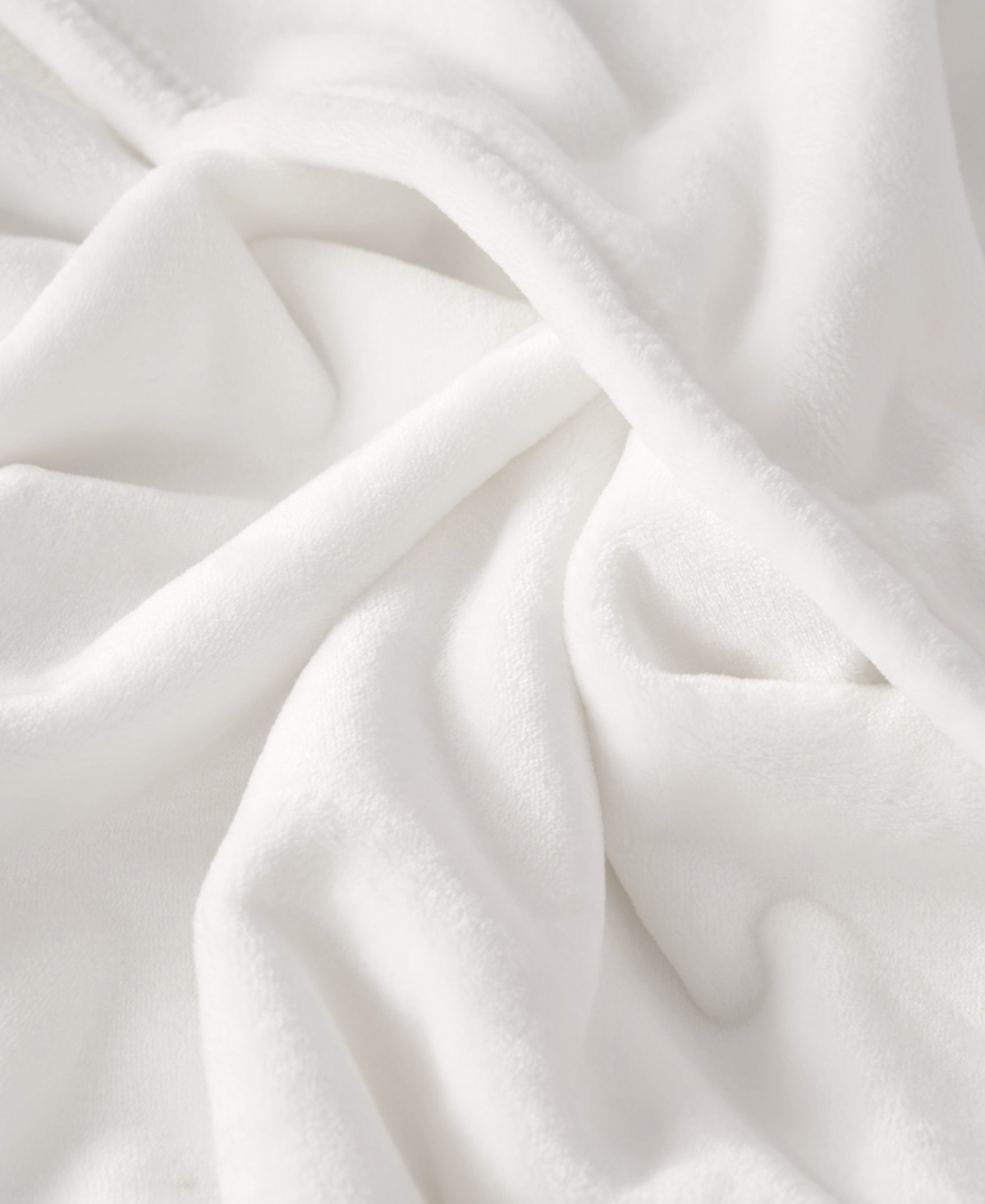 Juicy Couture Plush Throw, 50" X 70" In White