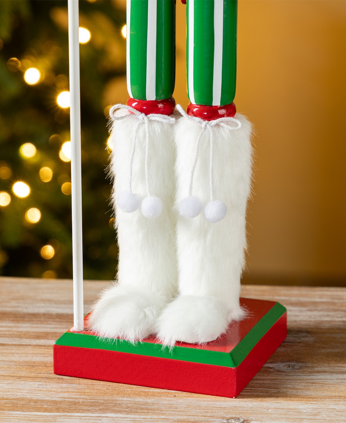 Glitzhome 26" Wooden Christmas Tree Nutcracker In Multi