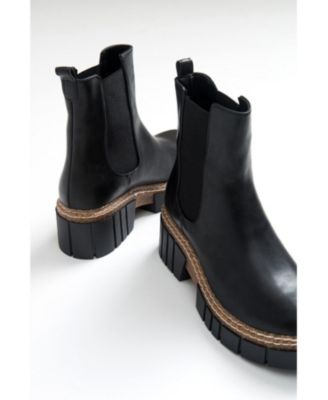 Luz Block Heel Boot