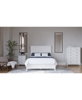 Hedworth Queen Storage 3-Pc. Set (Bed, Chest & Nightstand)