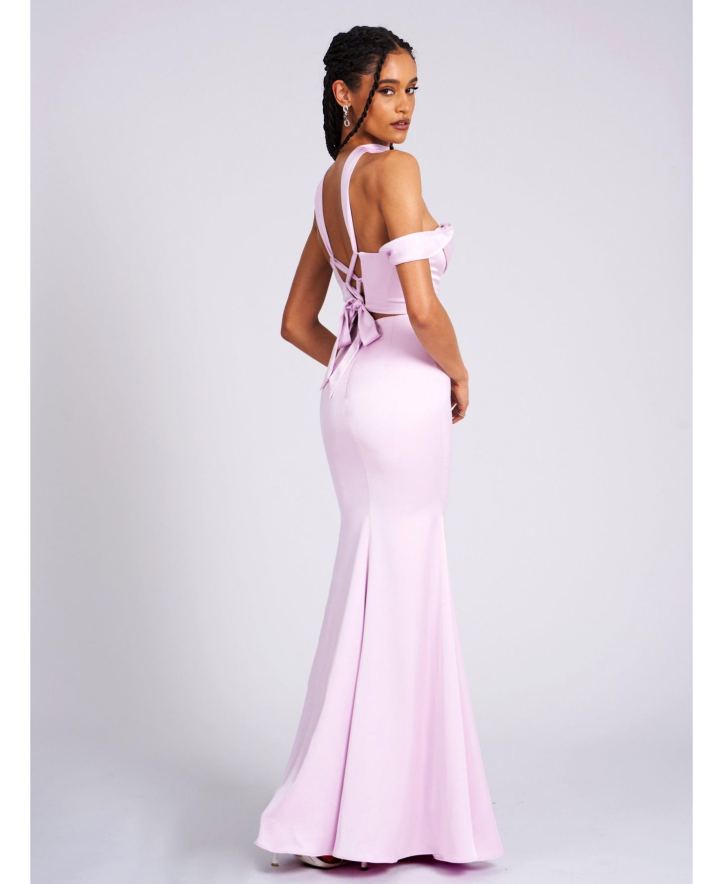 Женское платье Miss Circle Ivona Mauve Halter Neck Double Duchess Satin Gown, цвет: Розовато-лиловый фиолетовый — фото 5