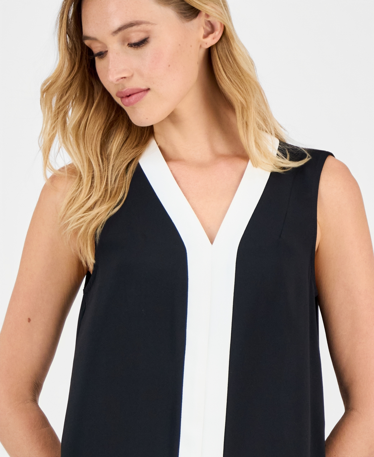 Kasper Women's Colorblocked Sleeveless Top