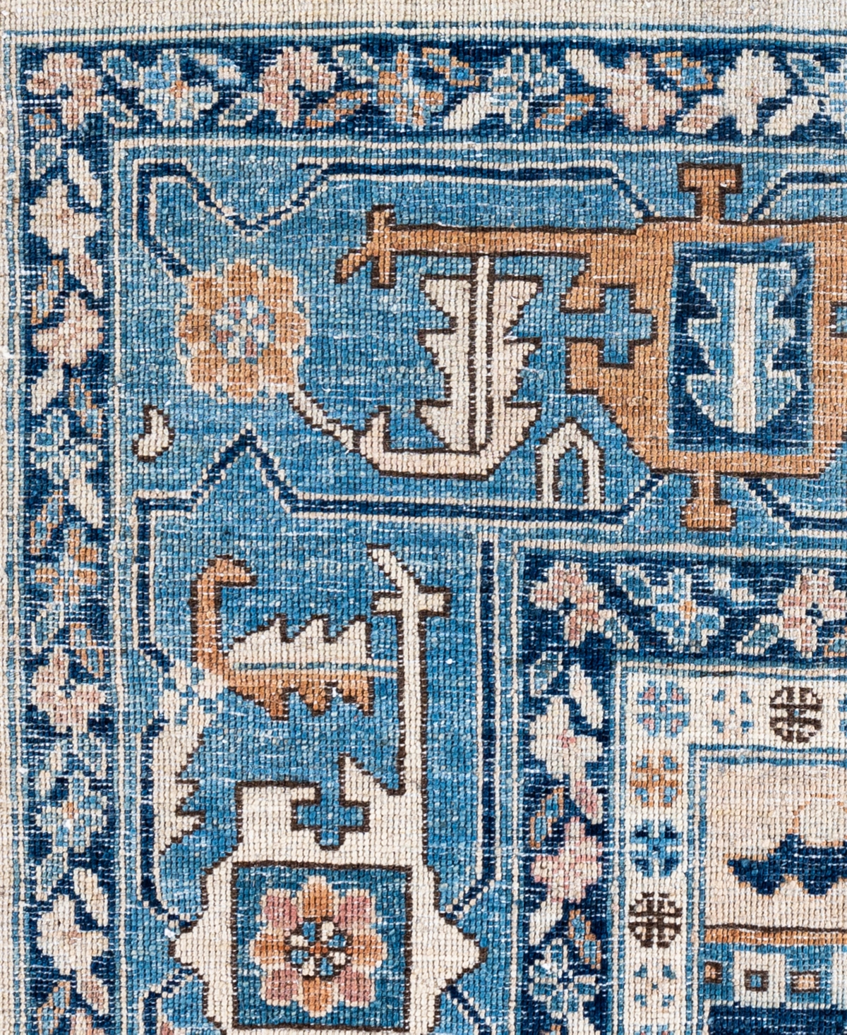 Adorn Hand Woven Rugs Serapi M0103-100 8'11"x11'10" Area Rug In White