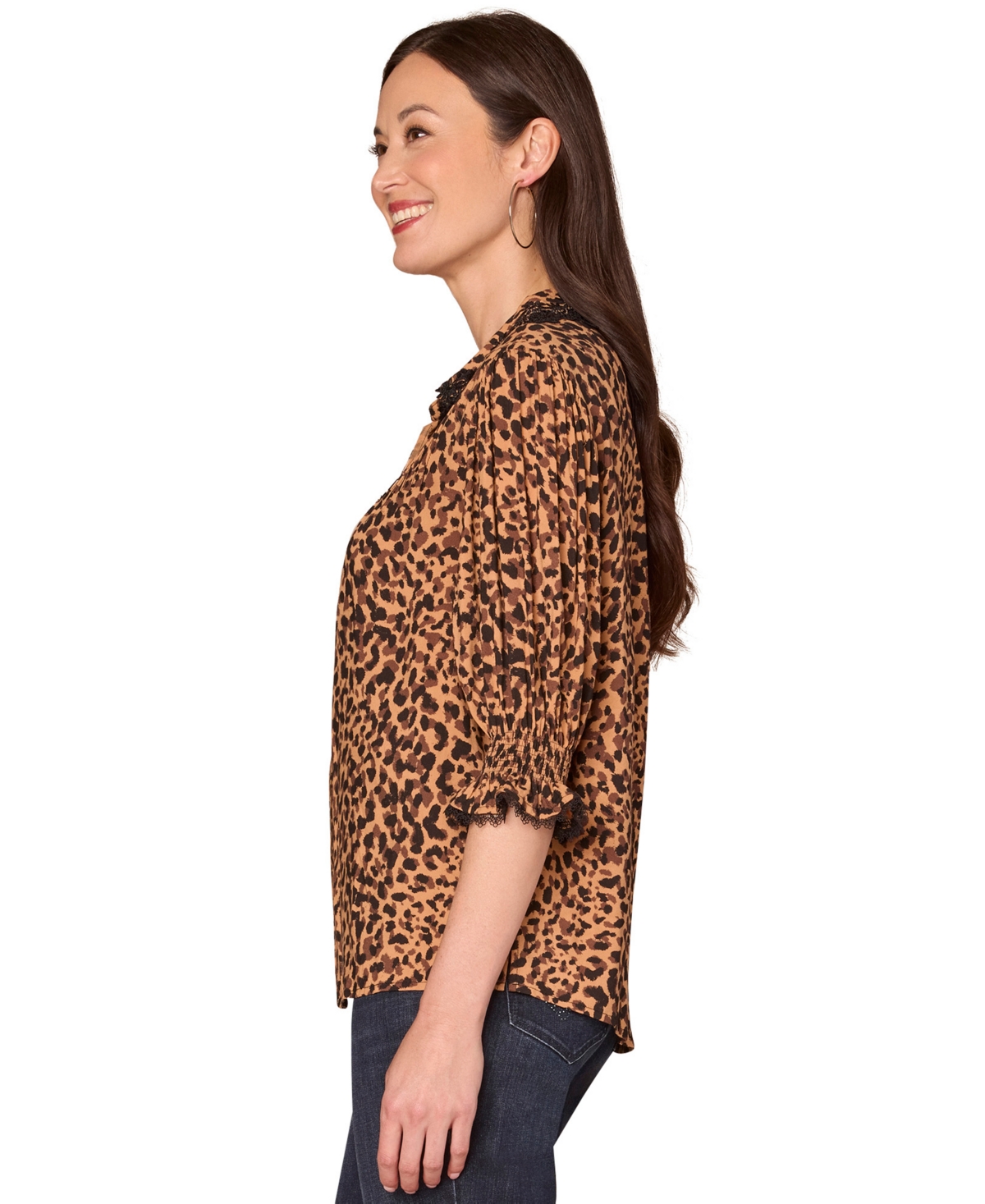 Democracy Petite Below Elbow Lantern Sleeve Top In Animal Print