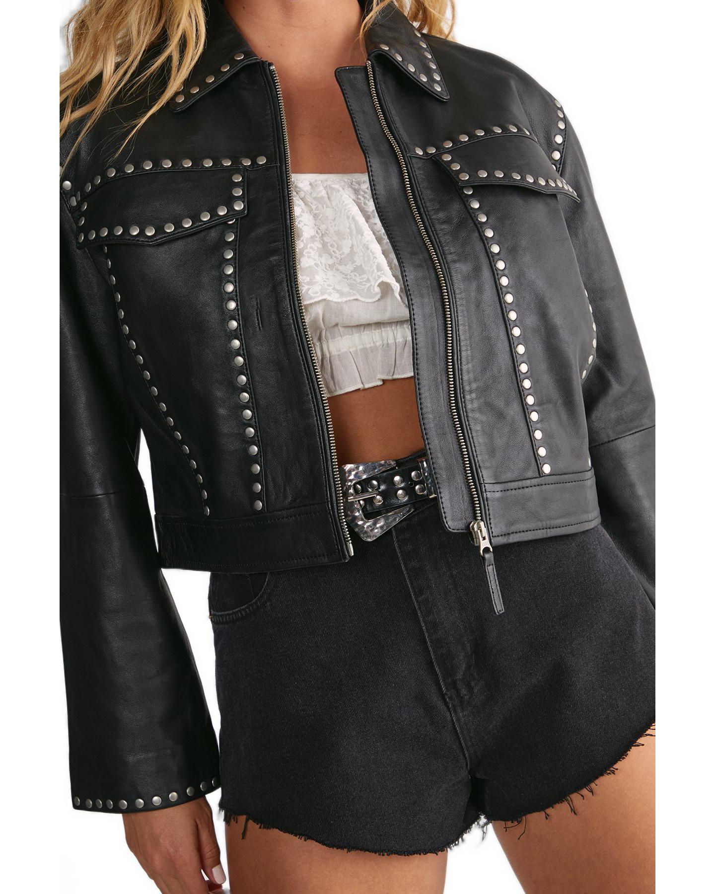 Женская куртка Nasty Gal Leather Studded Cropped Jacket, цвет: Чёрный — фото 2