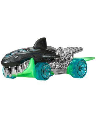 Monster Trucks Sharks vs Dinos Trucks and Cars