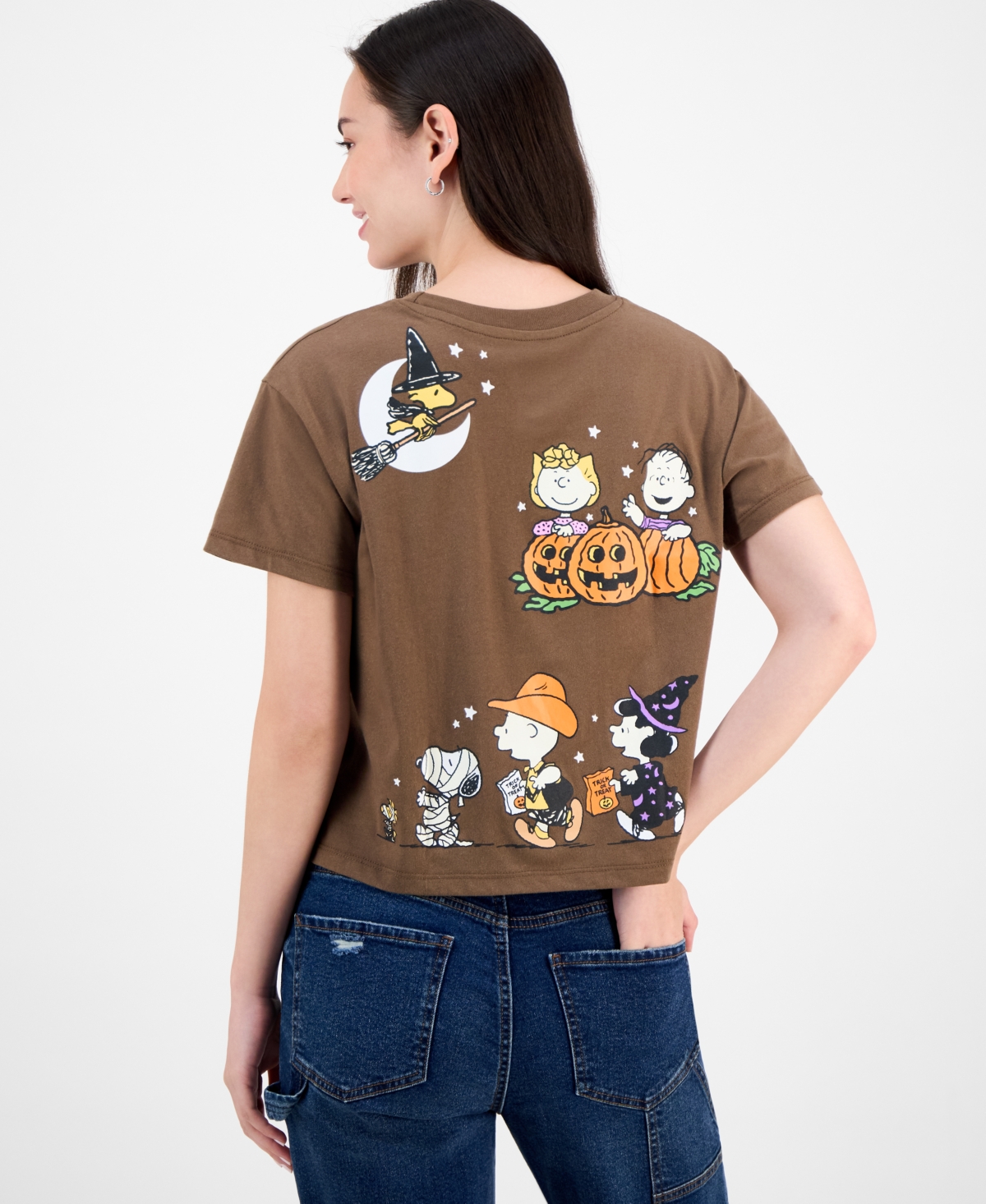 Snoopy Juniors' Halloween Graphic-print Tee In Brown
