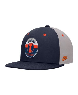 Men's Navy Illinois Fighting Illini Vintage Patch Snapback Hat