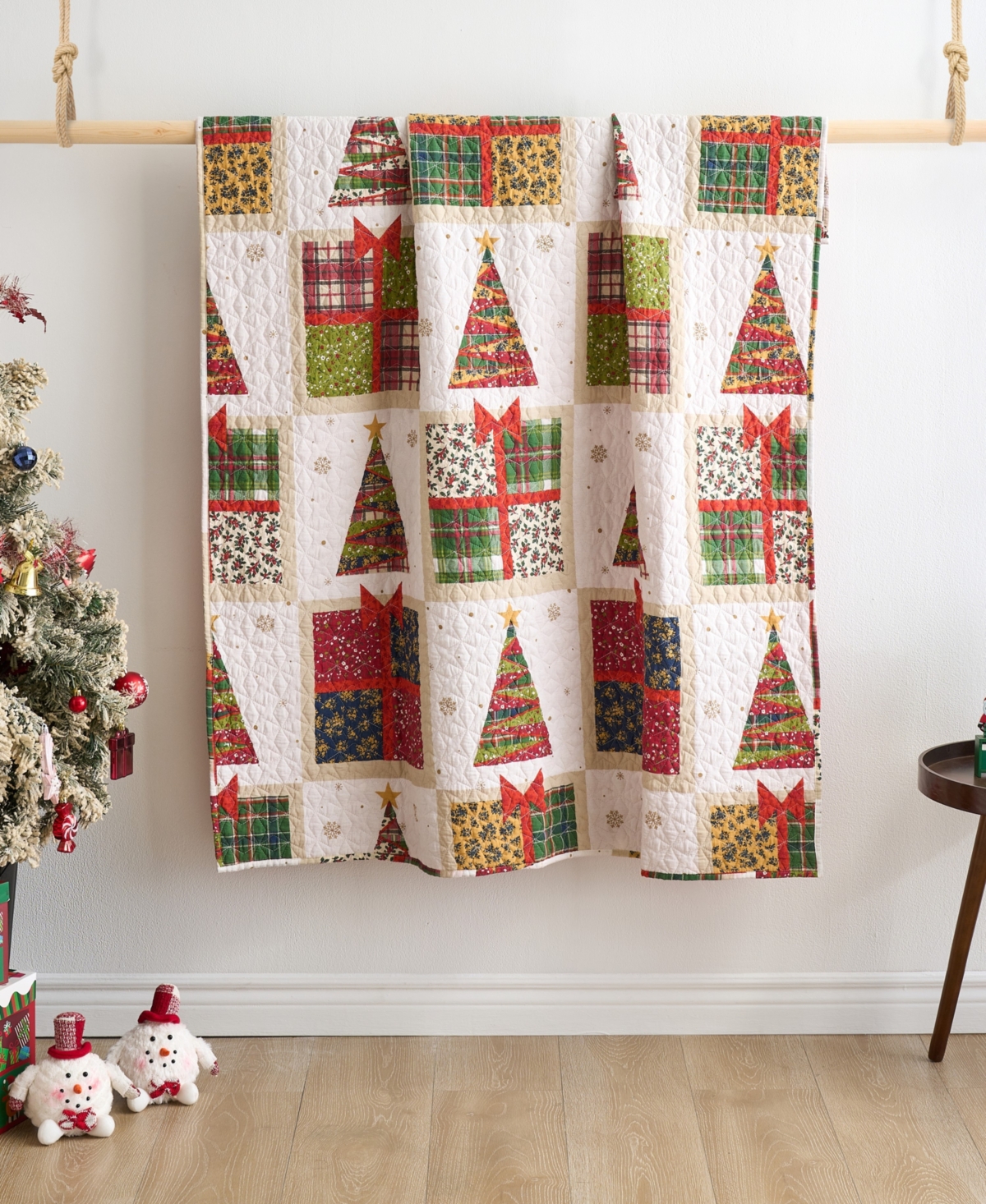 Greenland Home Fashions Deck The Halls Novelty Christmas Holiday Reversible Throw, 50" X 60" In Multi