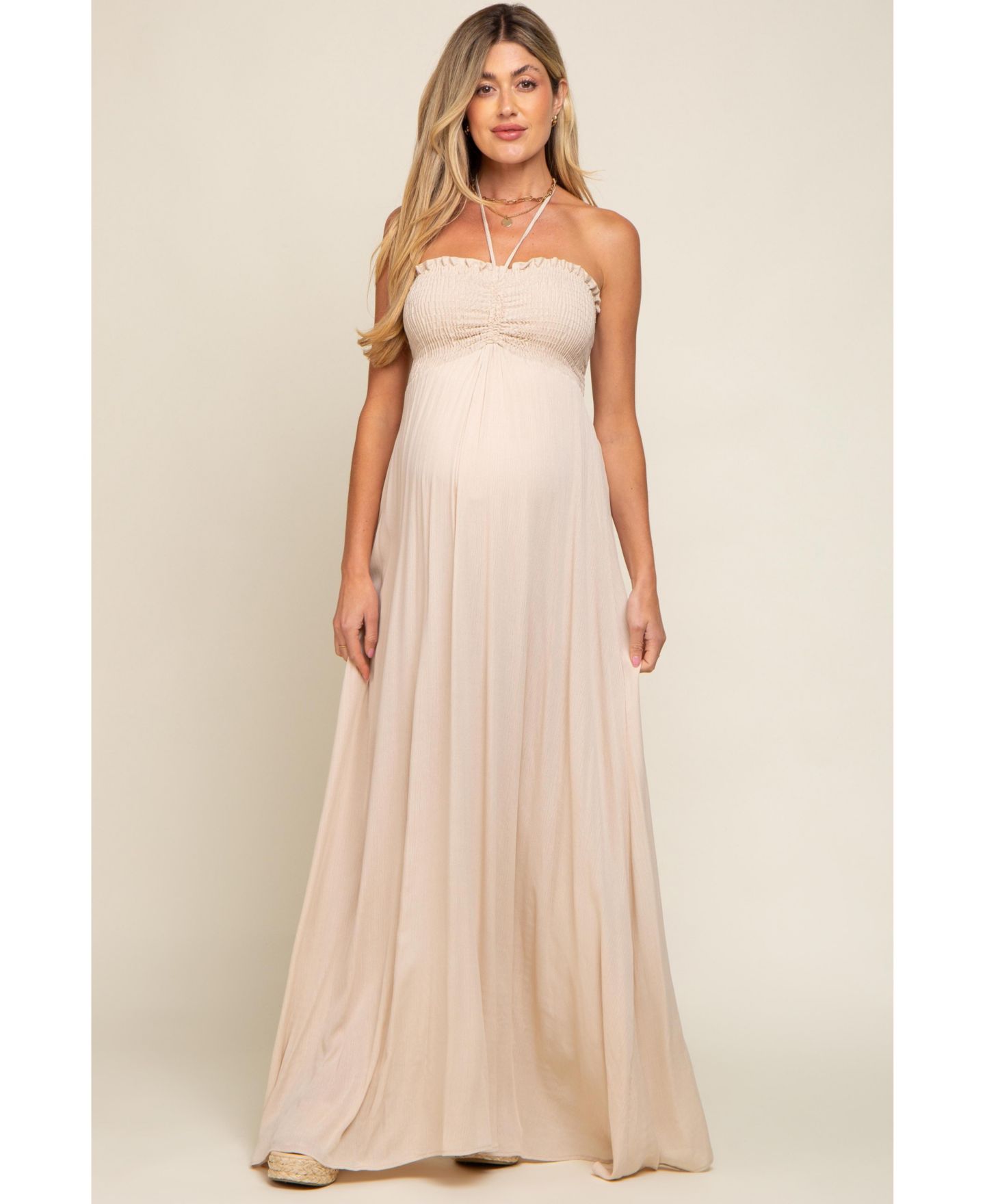 Женское платье Pinkblush Beige Smocked Halter Maxi, цвет: Бежевый — фото 1