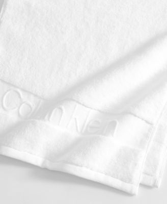 Iconic Cotton Jacquard Hand Towel, 30" x 16"