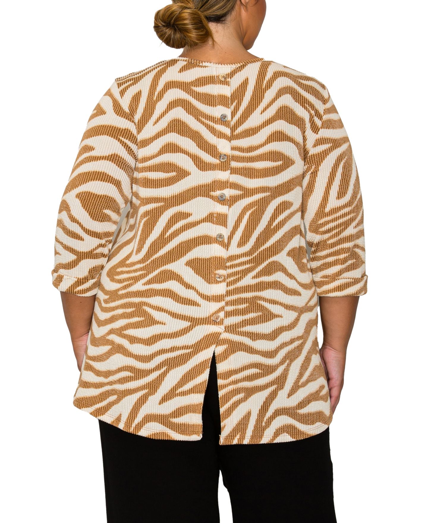 Женский топ COIN 1804 Plus Size Textured Zebra Button Back, цвет: Верблюжий / Кремовый — фото 4