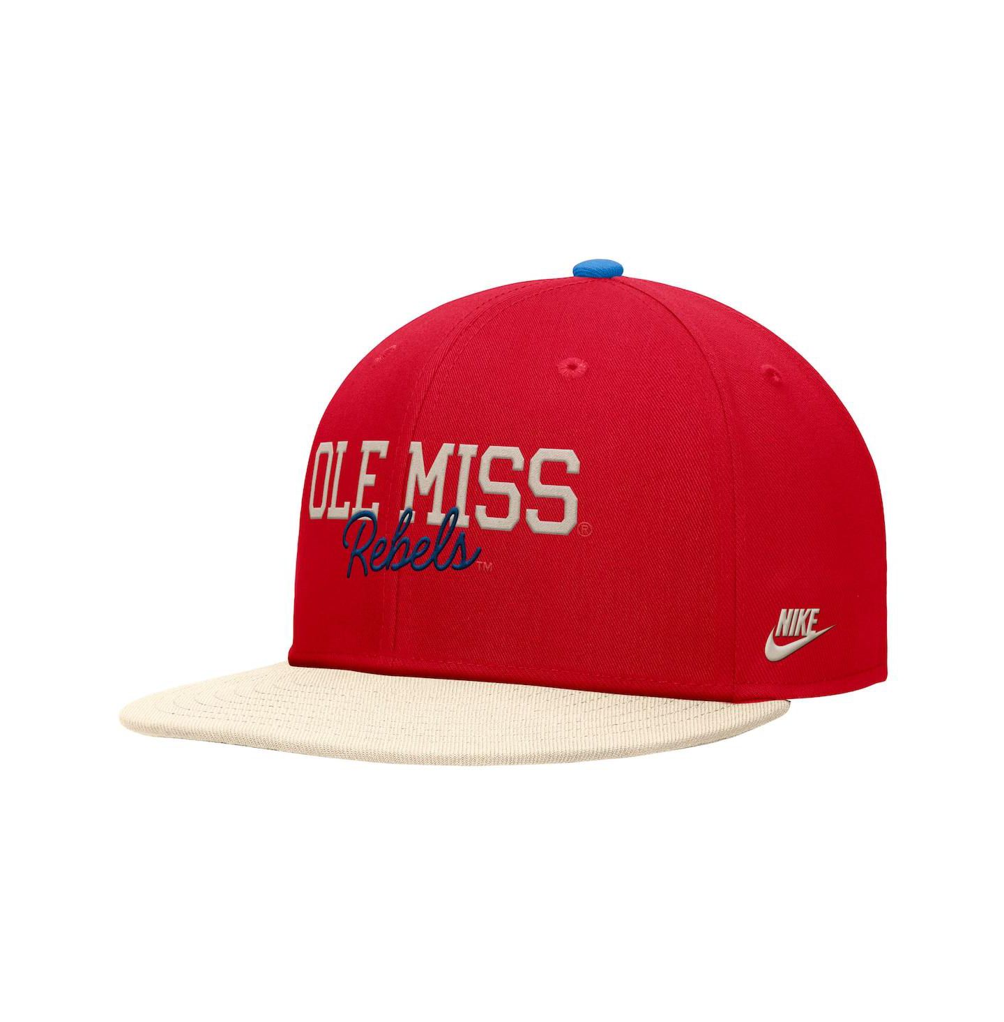 Мужская кепка Nike Red Ole Miss Rebels Script Pro Dri-FIT Snapback Hat — фото 1