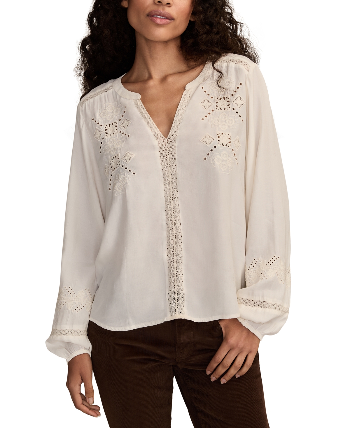 Lucky Brand Schiffli Lace Accent Peasant Top In Neutral
