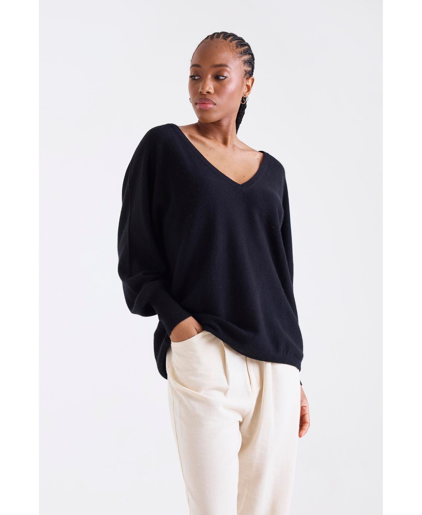 Женский свитер 1982 Paros V-Neck 100% Cashmere, цвет: Чёрный — фото 4
