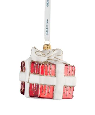 Holiday Heirlooms Present Ornament