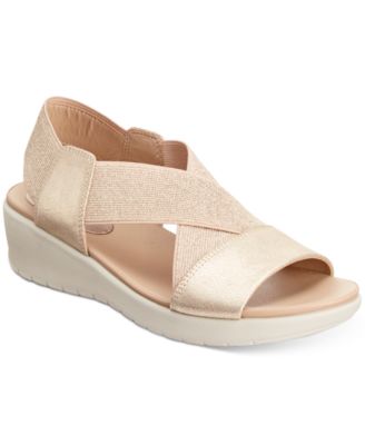 easy spirit wedge sandals
