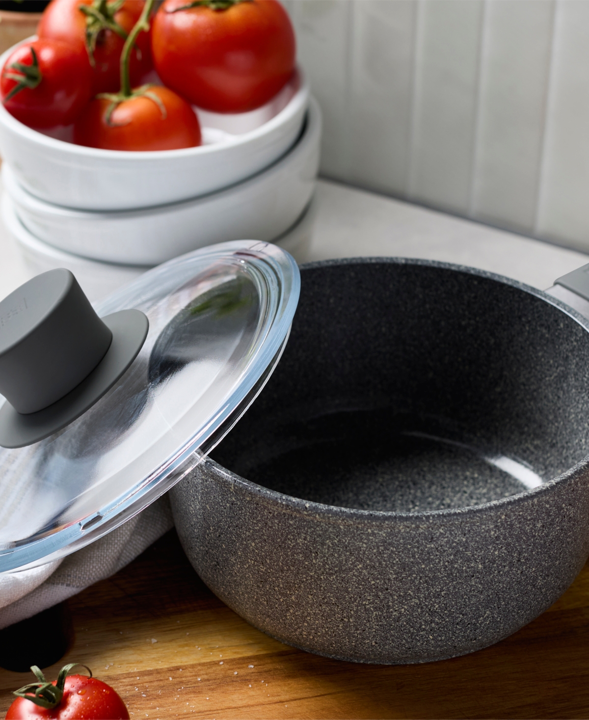 Zwilling Parma Plus Ceramic Nonstick 1.5-quart Sauce Pan With Lid In Gray