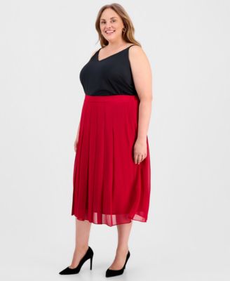 Plus Size Pull-On Pleated Midi Skirt