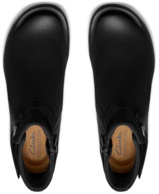 Collection Women's Carleigh Drift Wedge Booties