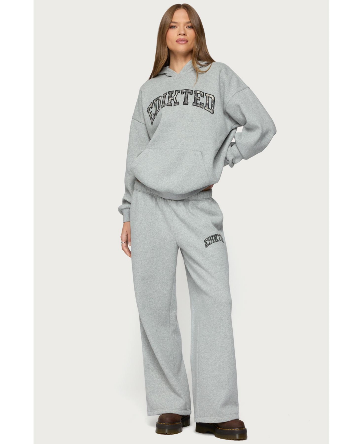 Edikted Women's Camo Crush Sweatpants