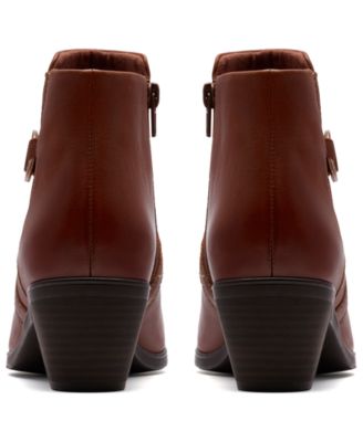 Collection Women's Emily2 Henley Wedge Booties