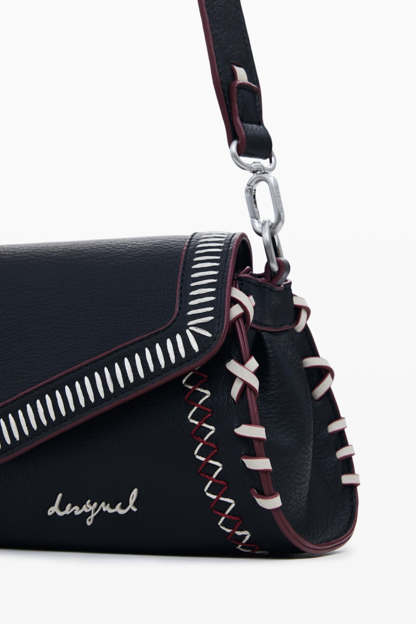 Женская сумка Desigual Medium faux leather effect bag with stitching, цвет: Чёрный — фото 6