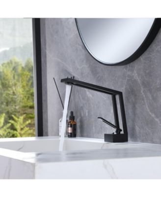 Single Hole Single-Handle Bathroom Faucet in Matte Black