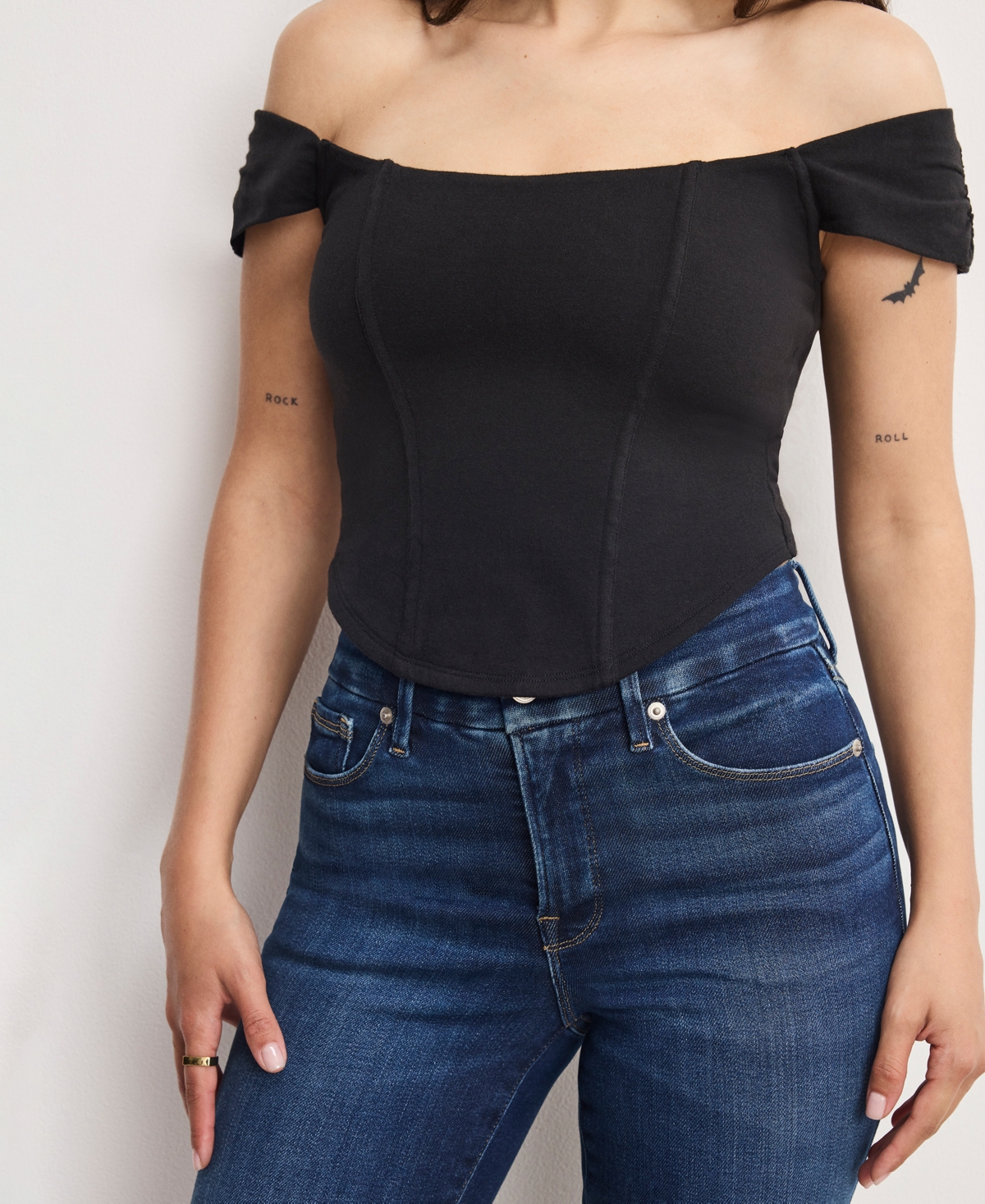 Good American Petite Dolly Jolean Mid Rise Jeans In Blue