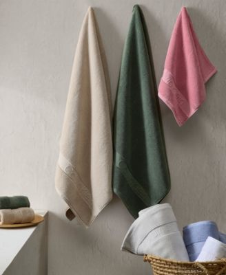 Iconic Cotton Jacquard Bath Towel, 56" x 30"