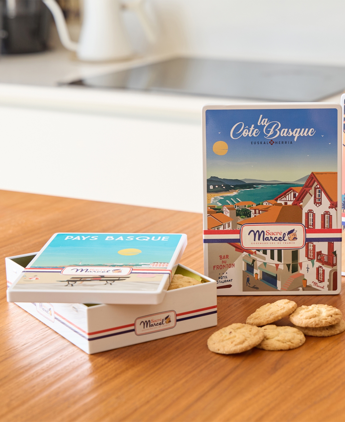 Maxim's De Paris Sacre Marcel La Cote Basque Tin With Hazelnut Biscuits, 3.5oz In Multi