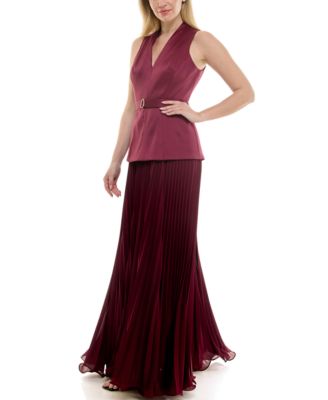 Women's V-Neck Pleat Detail Dress