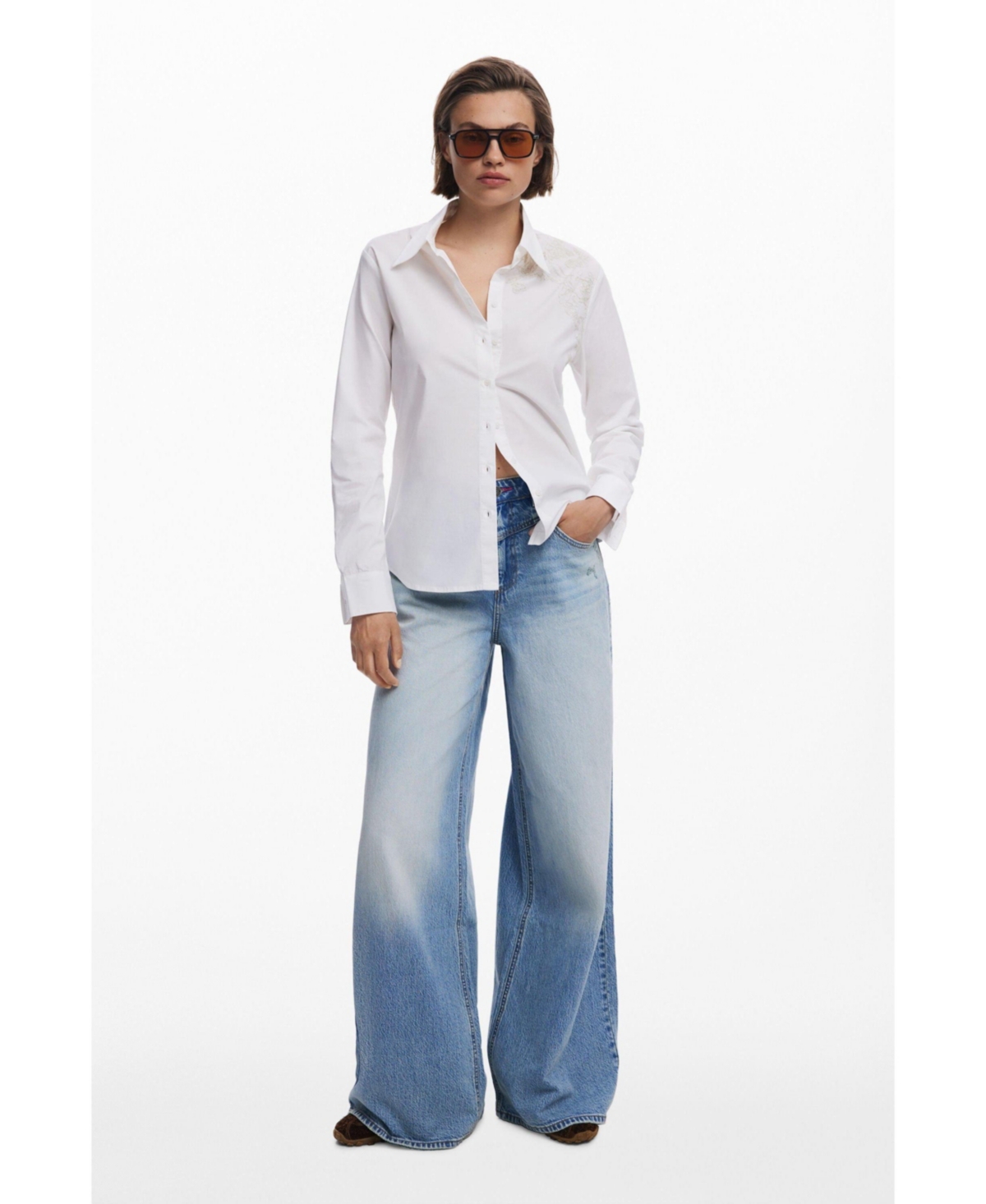 Desigual Embroidered Long Sleeve Stretch Cotton Button-up Shirt In White