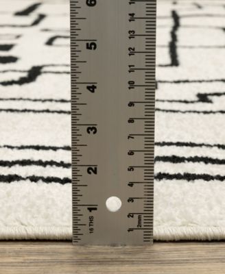 Quinn QUI11 8' x 10'	Area Rug