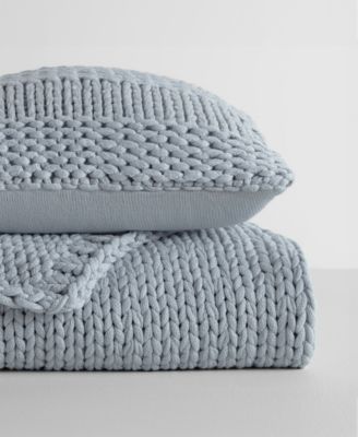 Chunky Blanket and Decorative Pillow Set, 21" x 21"