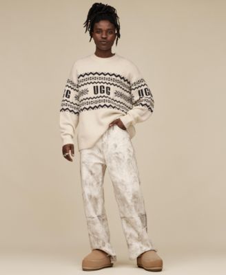UGG®