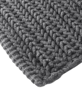 Lasso Yarn-Dyed Cotton Chenille Bath Rug, 24" x 40"