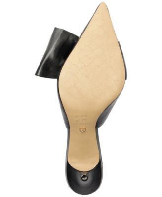 Women's Rayna Low Pumps