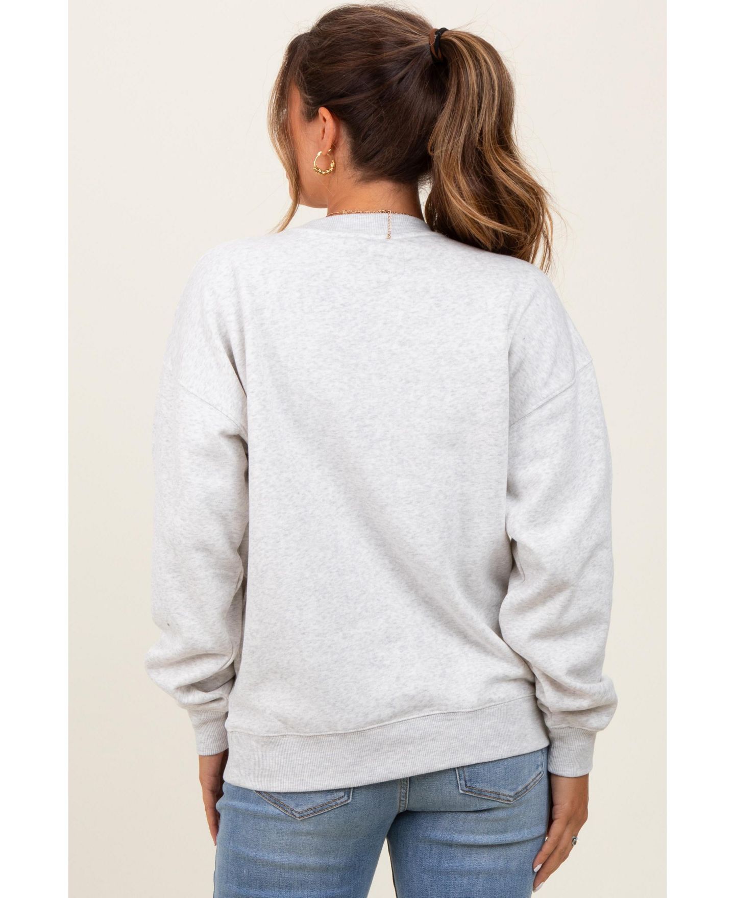 Женская толстовка Pinkblush Heather Grey Fleece Crew Neck Relaxed Fit Maternity, цвет: Меланжевый серый — фото 4