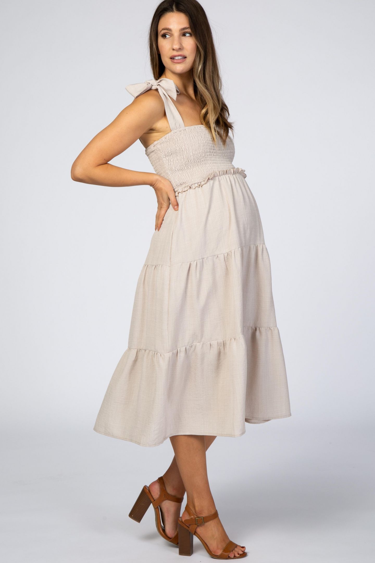Женское платье Pinkblush Rust Bow Strap Tiered Midi, цвет: Бежевый — фото 5