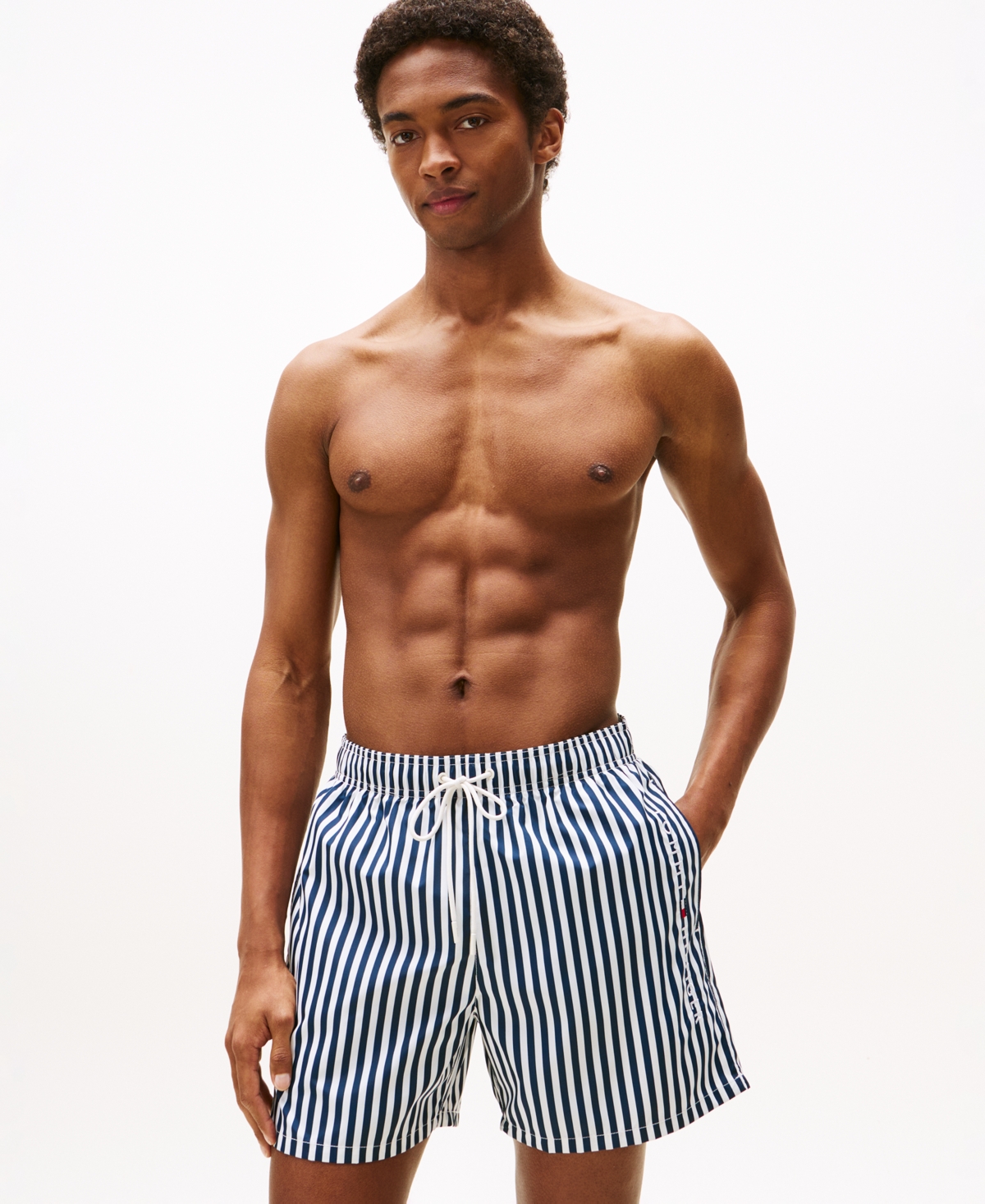 Tommy Hilfiger Men's Medium Length Drawstring 5" Swim Trunks In Black