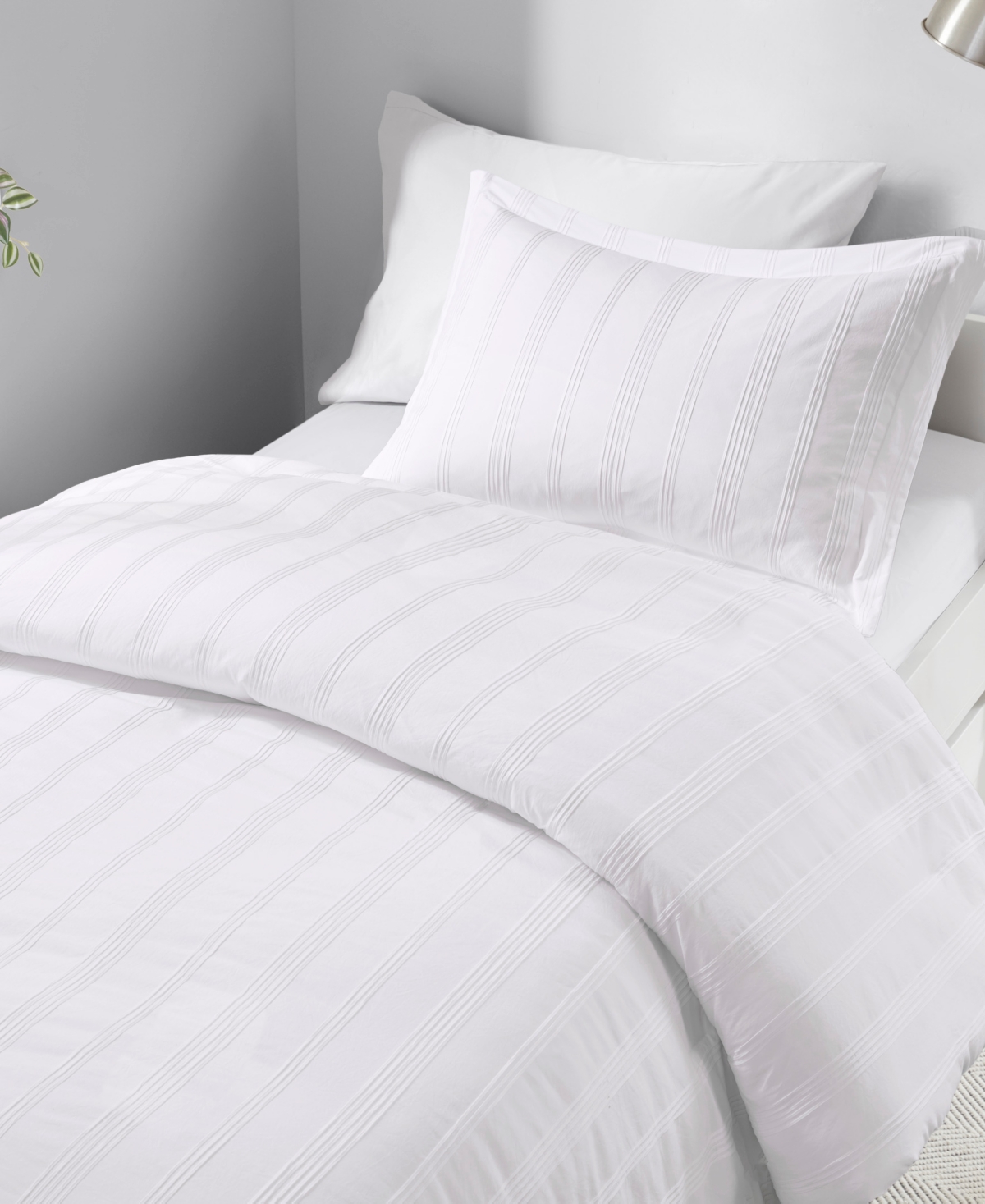 510 Design Logan Woven Striped 2-pc. Duvet Cover Set, Twin/twin Xl In White