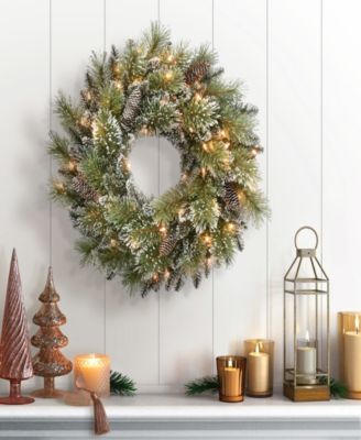 24 inch Prelit Premium Decorated wreath with 50 Clear Incandescent Lights