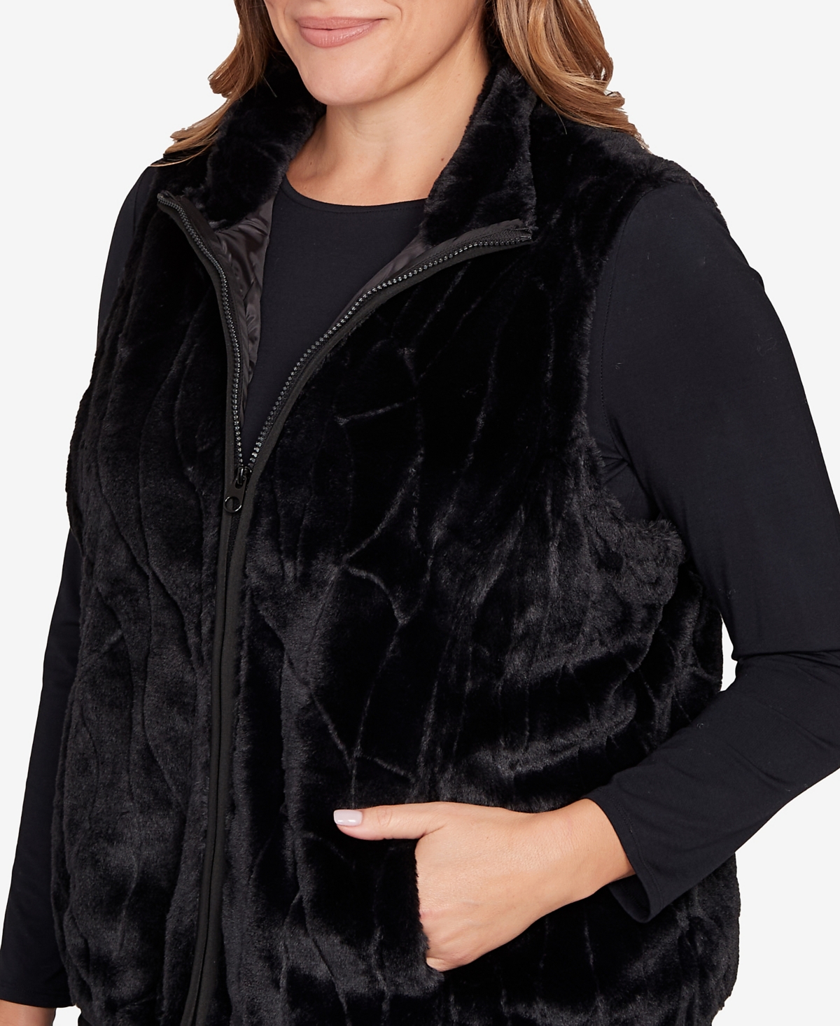 Hearts Of Palm Plus Size Solid Polyester Vest In Black