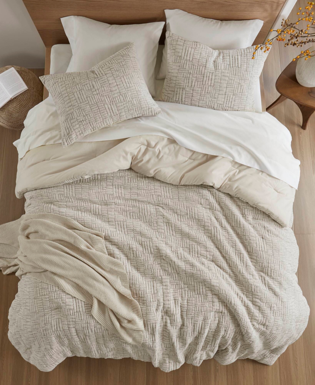 Croscill Harper Oversized Matelasse 3-pc. Comforter Set, Full/queen In Brown
