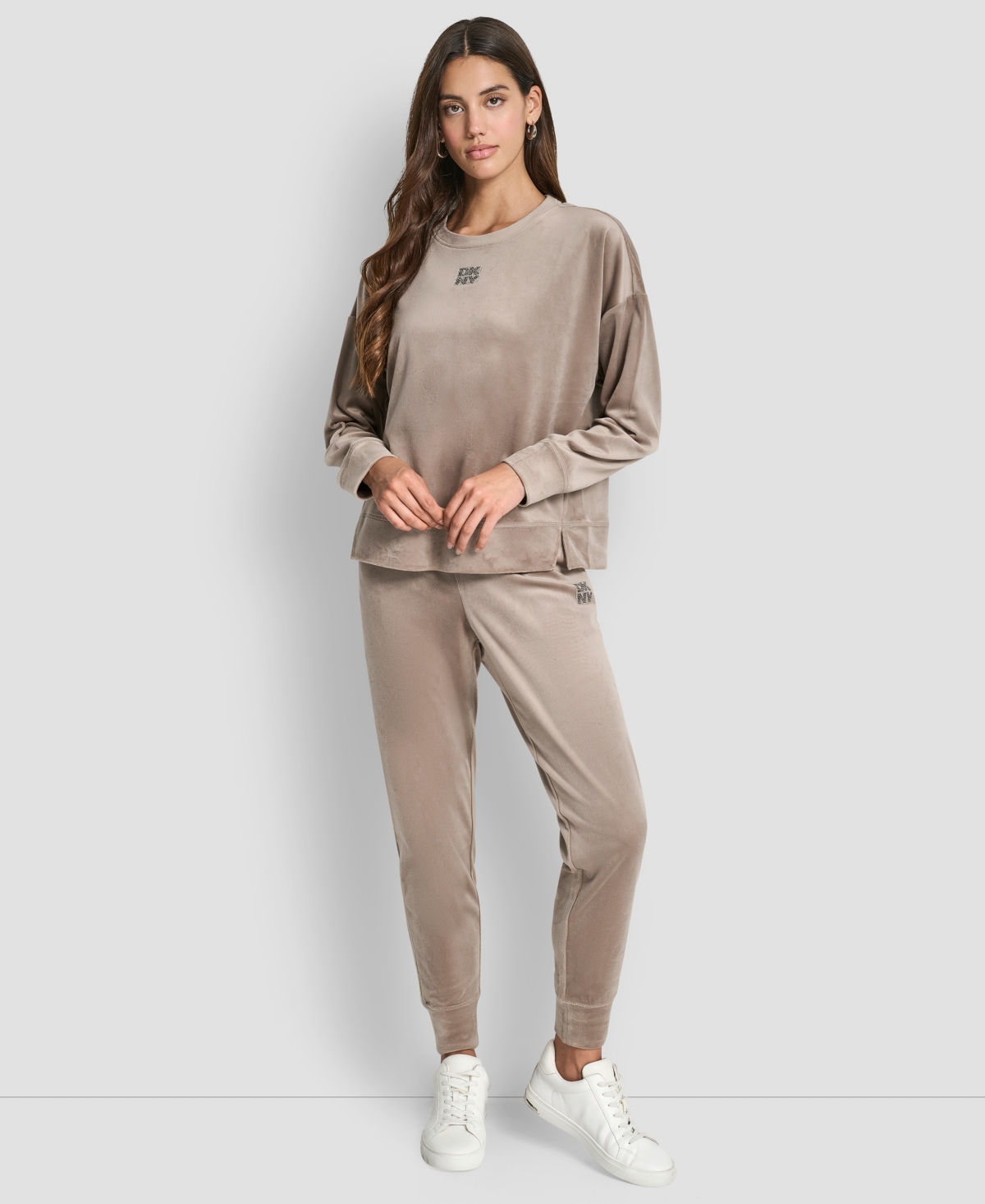 Dkny Women's Stacked Logo Mid-rise Slim-fit Joggers In Brown